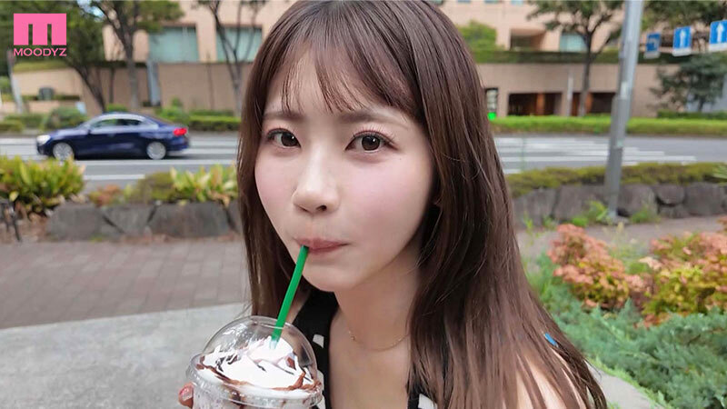 葵いぶき 屋外カット